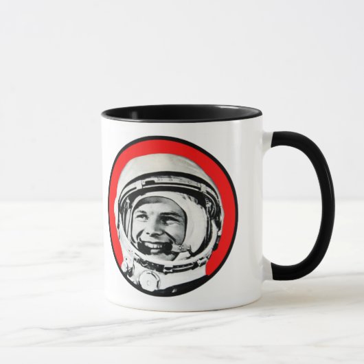 Yuri Gagarin - Sovjet Hero & Cosmonaut Mok (Rechts)