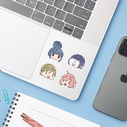 Yuru Camp Alle karakter Chibi stijl Sticker (Laptop met iPhone)