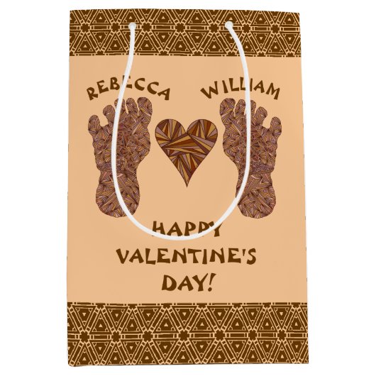 Z Bigfoot Sasquatch Track Happy Valentines Day Medium Cadeauzakje (Voorkant)