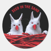 Zaad in de zand ronde sticker (Voorkant)