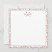 Zacht Beige en Witte Bloemen Monogram Notitiekaartje (Voorkant)