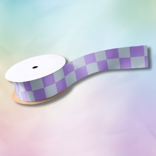 Zacht blauw en lavendel geruit satijnen lint