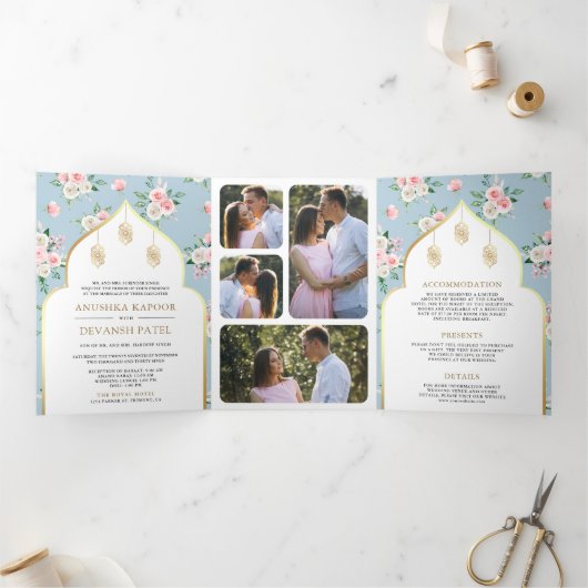 Zacht Blauw Roze Bloemen Alles in een Indiase brui Drieluik Uitnodiging (Binnen)