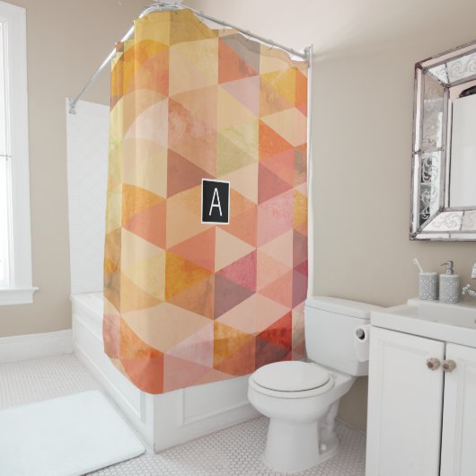 Zacht driehoek geometrisch patroon | monogram douchegordijn (In situ)