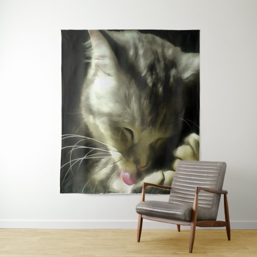 Zacht en gulzend, Gesponnen op een grijze kat Wandkleed (In situ)