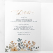 Zacht gedempte aardetinten bloemenbruiloft Waterve Drieluik Aankondiging (Binnenzijde eerst)