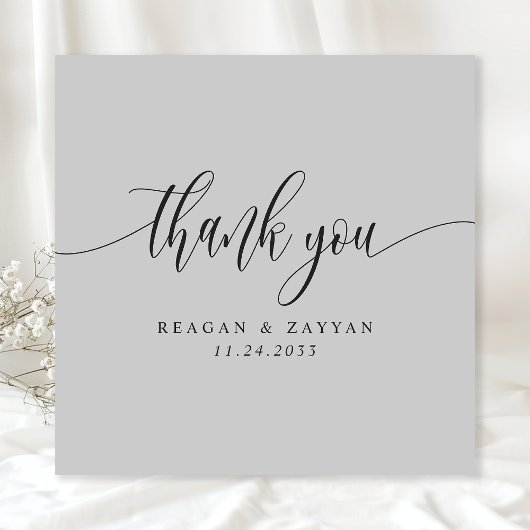 Zacht grijs minimalistisch script bruiloft bedankkaart
