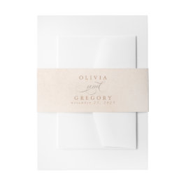 Zacht lichtdeeg heeft neutale bruiloft uitnodigingen wikkel