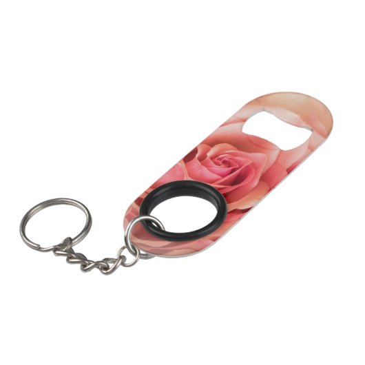 Zacht Roos Blush Mini Flessenopener (Voorkant Gekanteld)