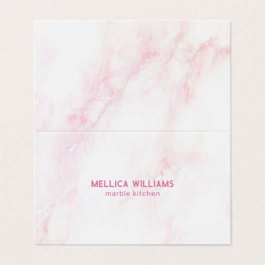 Zacht roze faux marmer visitekaartje (Buitenkant ongevouwen)