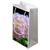 Zacht roze paarse hydrangeenbloemen klein cadeauzakje (Voorkant Gekanteld)