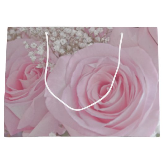 Zacht roze rozen en babyluiers groot cadeauzakje (Voorkant)