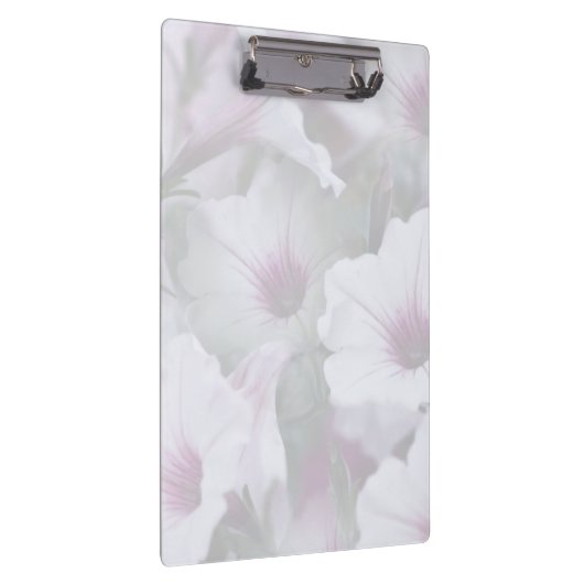 Zacht wit en roze petunias klembord (Rechts)