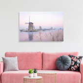 Zacht zonlicht in de winter boven windmolens canvas afdruk (Insitu (Woonkamer))