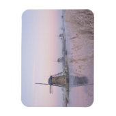 Zacht zonlicht in de winter boven windmolens magneet (Verticaal)