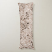 Zachte Beige Bruine Zeemeermin Schalen Glam 1 Lichaamskussen (Voorkant Verticaal)