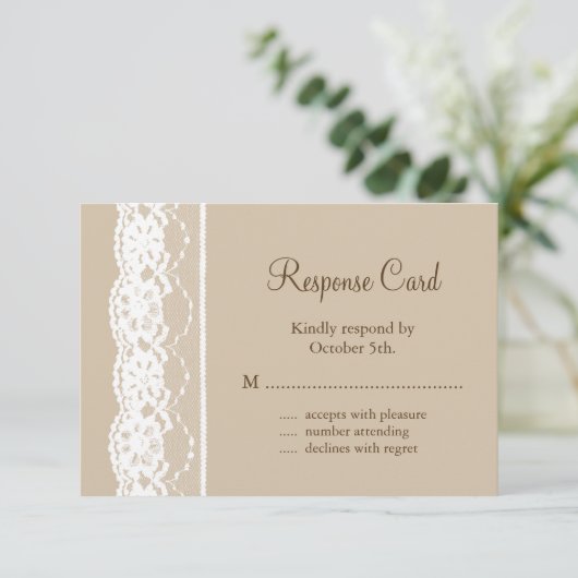 Zachte beige en  Lace RSVP Kaartje (Staand voorkant)