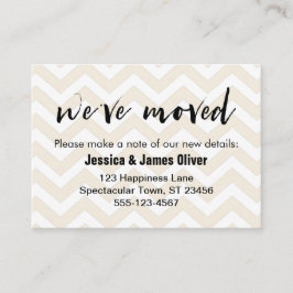 Zachte beige en witte Chevron "We hebben verplaats Visitekaartje