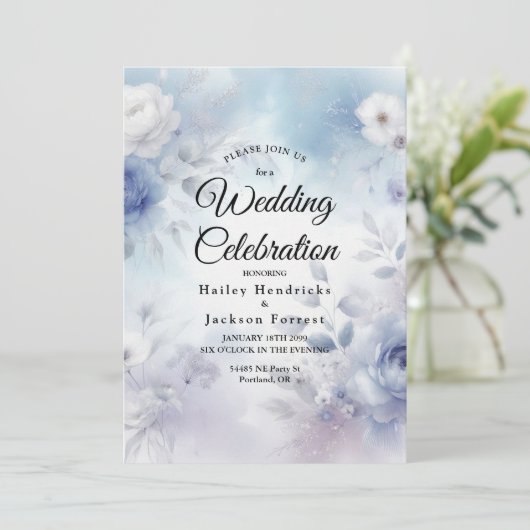 Zachte Blauwe Bloesems en Lavendel Mist Wedding Kaart (Staand voorkant)