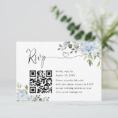 Zachte Blauwe Botanische Trouwwebsite QR Code RSVP Kaartje (Staand voorkant)