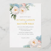 Zachte Blauwe en Roze Bloemen klassieke Botanische Folie Uitnodiging (Voorkant)