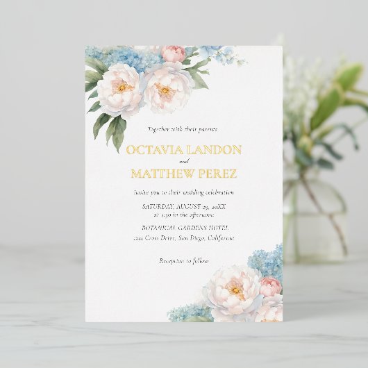 Zachte Blauwe en Roze Bloemen klassieke Botanische Folie Uitnodiging (Staand Voorkant)