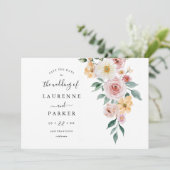 Zachte Bloemen Save the Date Foto Kaart Uitnodigin (Staand voorkant)