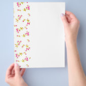 Zachte bloempatroon flyer (Hand)