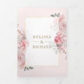 Zachte Blush Roze Bloemen Goud Alles In Een Huweli Drieluik Uitnodiging (Cover)