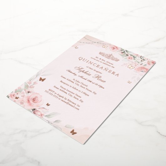 Zachte Blush Roze Roze Vlinder Quinceanera 15e Folie Uitnodiging (Gedraaid)