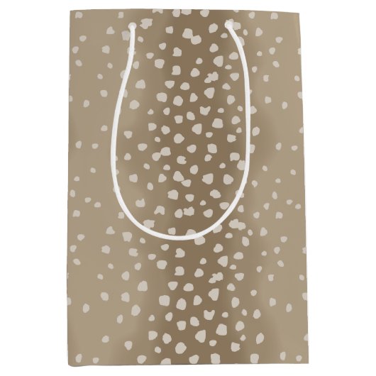 Zachte bruine Fawn Spots Medium Cadeauzakje (Voorkant)