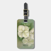 Zachte crème Witte pasta Hydrangea Floral Monogram Bagagelabel (Voorkant verticaal)