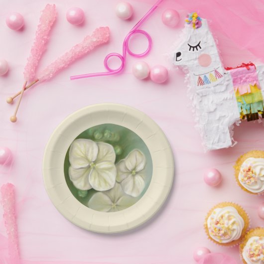 Zachte crème Witte pasta Hydrangea Floral Papieren Bordje (Feest)