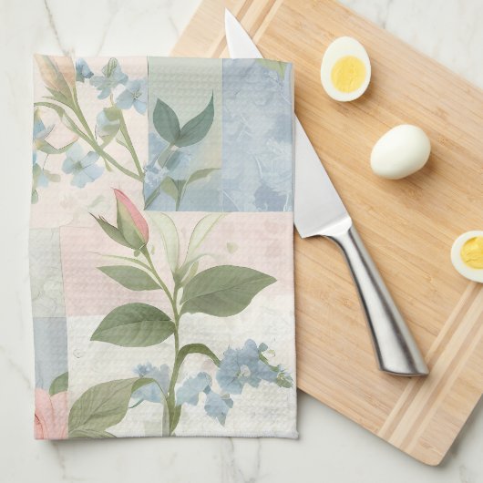 Zachte delicate bloemen roze en blauwe patchwork theedoek (Quarter Fold)