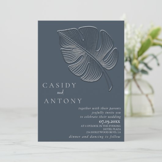 Zachte eenvoudige reliëf tropische blad alles in é kaart (Staand voorkant)