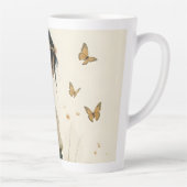Zachte elegantie in een vlinderdans latte mok (Rechts)