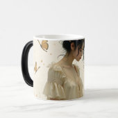 Zachte elegantie in een vlinderdans magische mok (Voorkant links)
