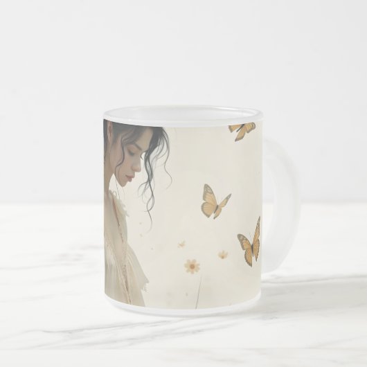 Zachte elegantie in een vlinderdans matglas koffiemok (Voorkant rechts)
