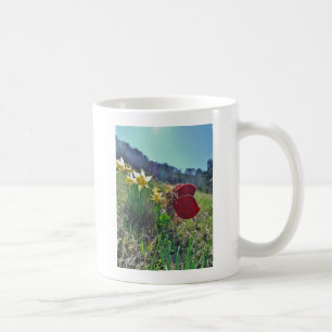 Zachte en gele bloemen koffiemok