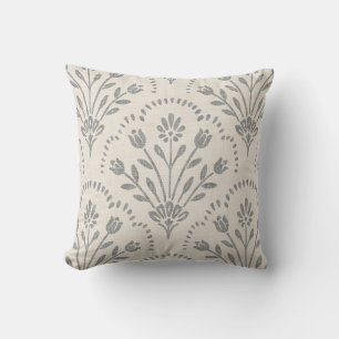 Zachte gedempte houtskool en beige bloemmotief met kussen