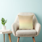 Zachte goudgele witte beige kussen (Stoel)