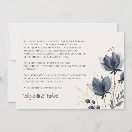 Zachte Grijze Bloemen Bruiloft Bedankkaart (Achterkant)
