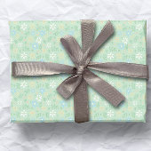 Zachte Groene Bloemen met Wit Blauw Gele Bloemen Cadeaupapier