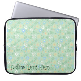 Zachte Groene Bloemen met Wit Blauw Gele Bloemen Laptop Sleeve