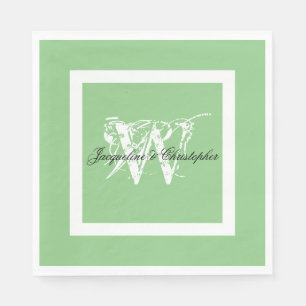 Zachte groene trouw witte monogram & namen papier servet