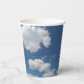 Zachte kronkelige vlekken van wolken papieren bekers (Achterkant)