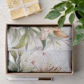 Zachte Lily bloemen op wit Tissuepapier (Geschenk)