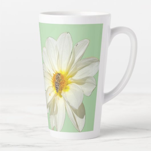 Zachte Munt Witte Dahlia en Honingbij Latte Mok (Rechts)