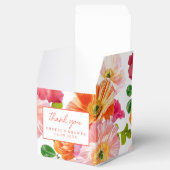 Zachte oranje en heldere roze bloemrijke bruidsvie bedankdoosjes (Geopend)