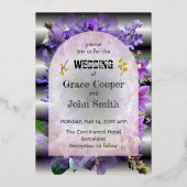 Zachte paarse bloemen met zwarte en witte achtergr folie uitnodiging (Voorkant)